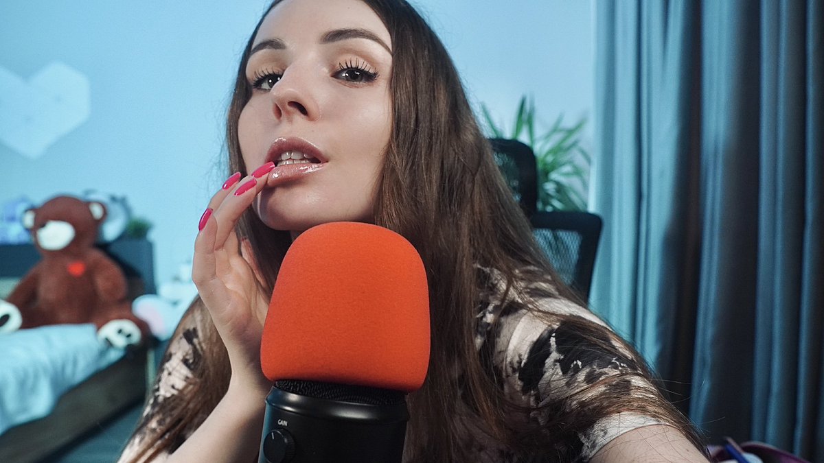malinkaa98's tweet photo. ASMR FAST & SLOW MOUTH SOUNDS🤍🖤⬇️
https://t.co/MEWeIKImRm
🖤Follow me on my premium platforms for exclusive content!
https://t.co/Tlnsojmpbt
#asmrsleep #asmrmouthsounds #asmrlovers #asmrnotalking #malinkaa98 #asmrtriggers #asmrsounds #asmrscratchingsounds #asmr https://t.co/LGrE97EXW1