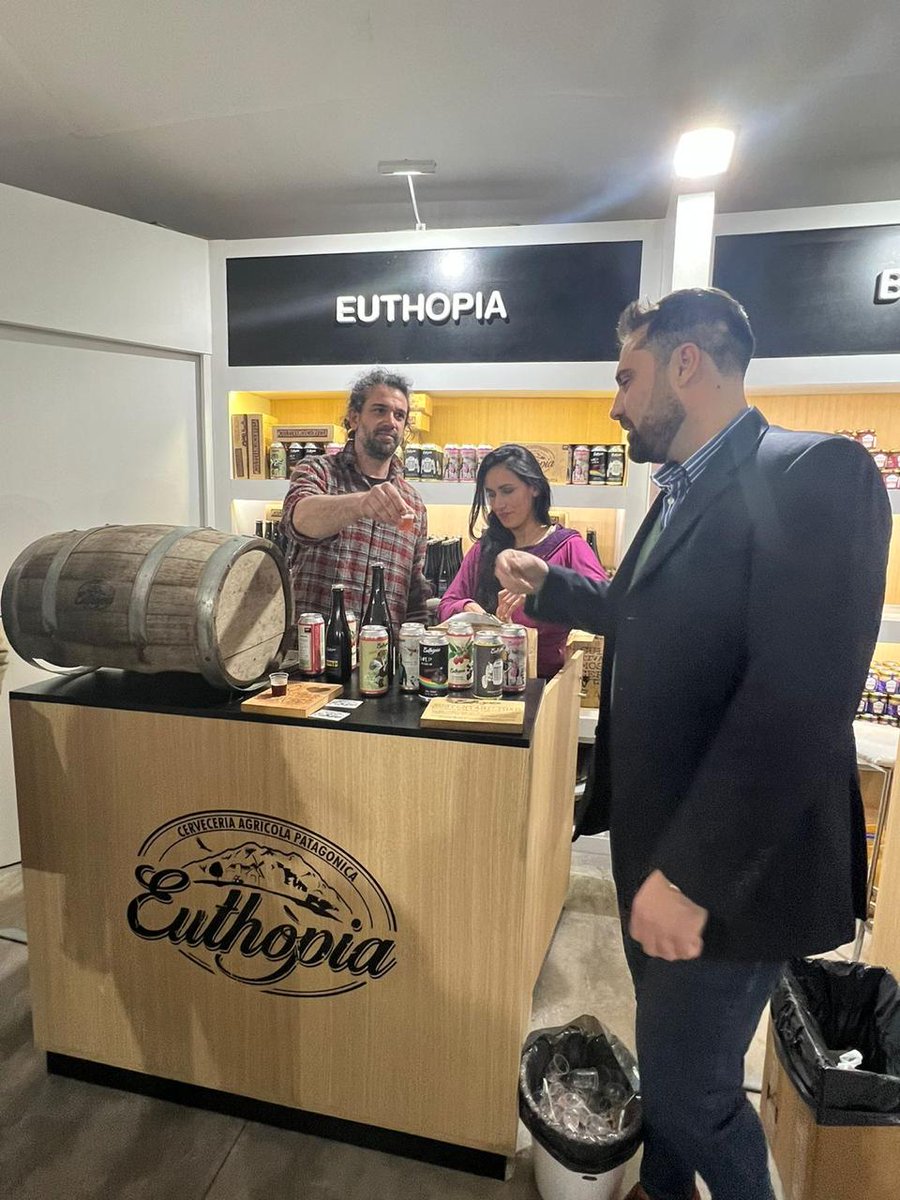 Destacada participación de #Chubut en la 135° Edición de la <a href="/exposicionrural/">Exposición Rural</a> de Buenos Aires 

El ministro <a href="/LeaCavaco/">Leandro Cavaco</a>  acompañó a los productores que representan a nuestra provincia en el evento agropecuario más importante de la Argentina.
👉bit.ly/3rQfq0e