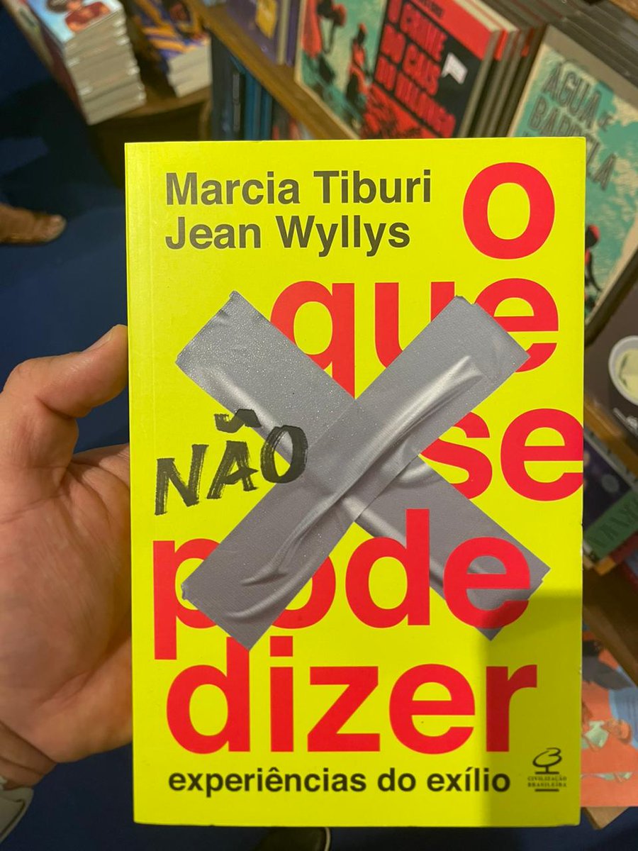SnowdoSertao's tweet photo. Isso aqui é um desrespeito à memória de Darcy Ribeiro, Prestes, Brizola e tantos outros políticos perseguidos e exilados durante a ditadura.
O Jango morreu no exílio, minha gente.

Márcia Tiburi e Jean Wyllys deveriam ter vergonha de chamar férias e bolsa de estudos de exílio. https://t.co/WMaqm8Iehy