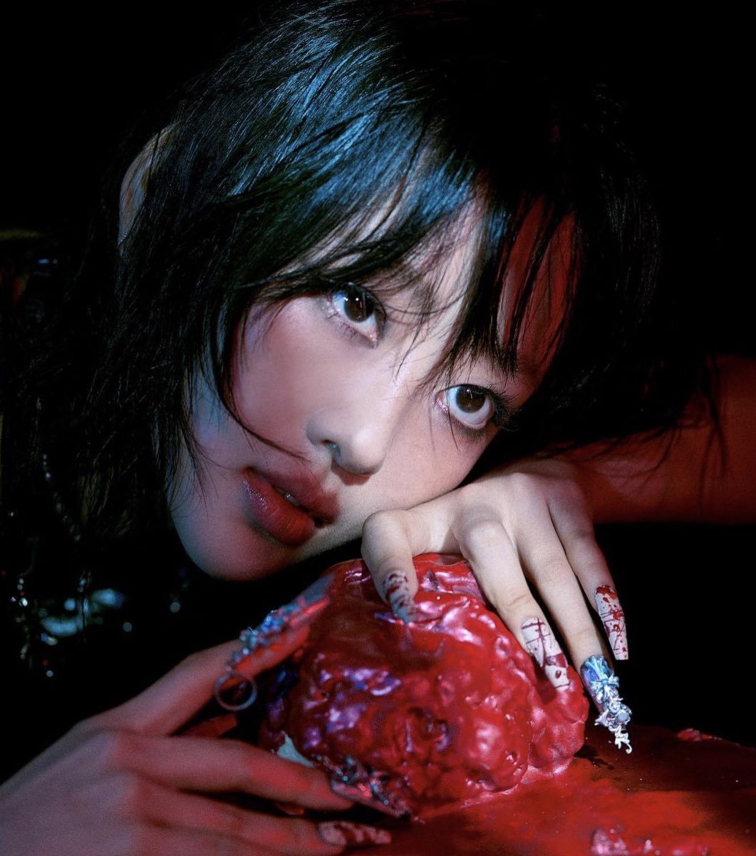 IoonaIoop's tweet image. this gowon           with        this yves