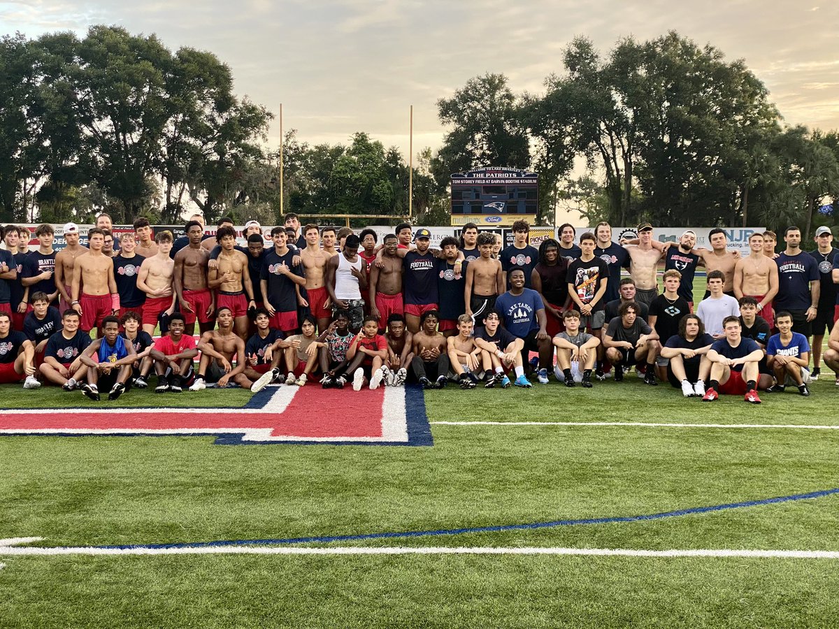 CoachMMitch's tweet photo. #BRANTLEYSTRONG will be felt this season.
@LBHSfootball https://t.co/7GJTHmlpTh