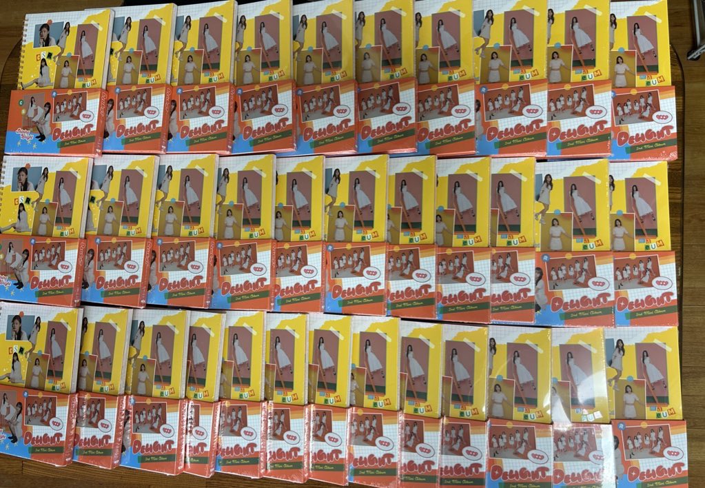 일본에서 처음 CSR을 만났을때 천사들이 정말 눈앞에 있다는게 감동이었어요✨
앞으로도 계속 응원할게👍

CSR을 사랑합니다💖

#HAPPY_CSR_DAY
#CSR_1ST_ANNIVERSARY
#CSR_데뷔_1주년_축하합니다
#1Year_With_CSR #CSR
#CSR_TheRoadTo_TOKYODOME
#도쿄돔에같이걸어갑니다✨
#CSR
#No_CSR_No_LIFE