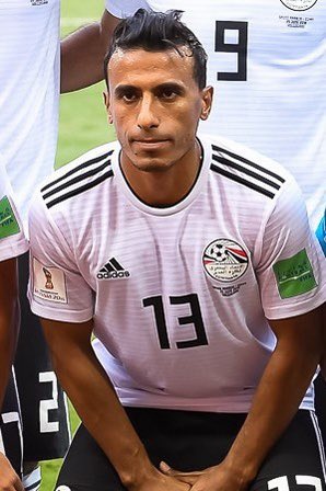 Waelreyad's tweet photo. لما تبقي لاعب الكل بيحترمك ، مشجعوا فريقك ومشجعوا الفريق المنافس كله بيتكلم عنك بشكل محترم وكويس لما تبقي سلوكياتك وأخلاقك بتتكلم عنك قبل فنياتك اللي مختلفش عليها حد يبقي إنت أكيد بتتكلم عن لاعب له أثر إيجابي في ملاعبنا المصرية أتحدث عن محمد عبد الشافي و بقوله شكراً عبد الشافي https://t.co/witcW0dbOm
