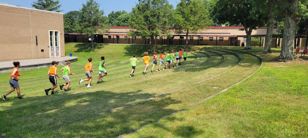CharleroiSoccer's tweet photo. The boys have been getting after it the last few days with double sessions. Working together with 1 goal in mind. Looking for another strong day today. 💚

@AthleticsCasd 
@MVI_sports https://t.co/8YtSQdVnRU