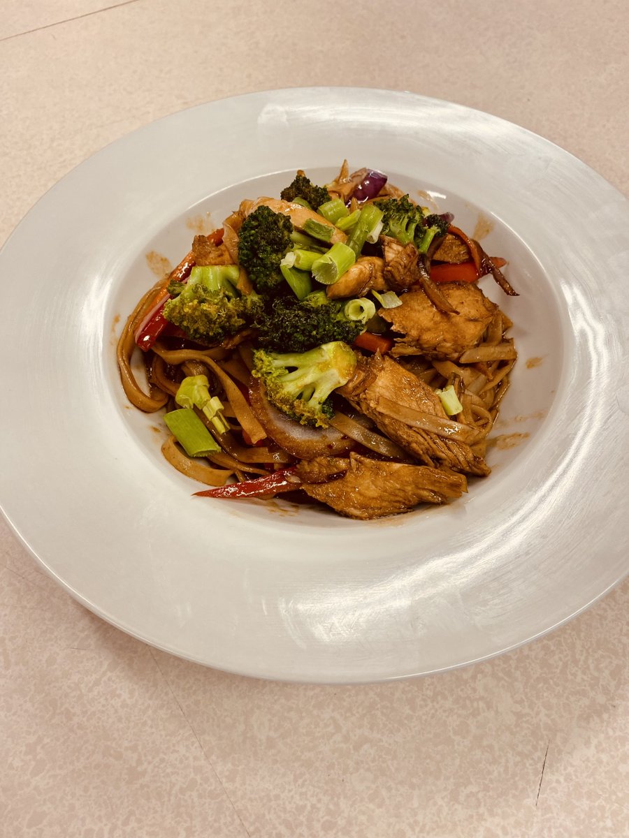 krackerscaters's tweet photo. Our team of hard-working clients has put together an amazing Chicken Chow Mein for lunch today. Come on down to @causewayworkcenter to enjoy for just $8. https://t.co/MtFZb9kKLC