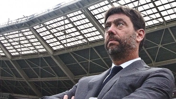 DanieleBibo's tweet photo. Stiamo assistendo alla morte del calcio che aveva predetto @andagn.
Un giorno tutti, ma proprio tutti, dovranno chiedere scusa ad Andrea Agnelli. https://t.co/xhRtYJD9cl