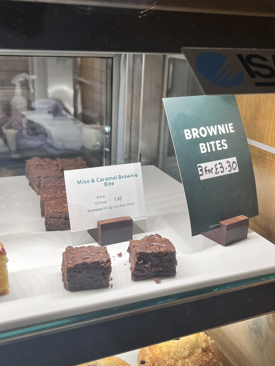 Sorry?! <a href="/StarbucksUK/">Starbucks UK</a> 
£1.40 for less than a mouthful of brownie. Are you ok?