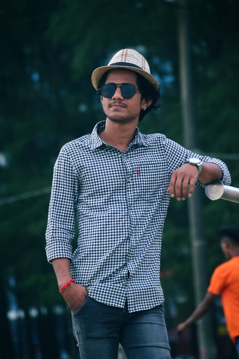 bijoy99sen's tweet photo. বুকের একপাশে ফুলের চাষ, আরেক পাশে দীর্ঘশ্বাস
#bijoy https://t.co/FlcfmJC4ij