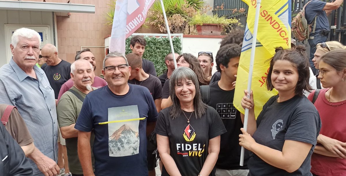 On 26 July, the FSM and USB flags fly inside  the Cuban Embassy on the 70th anniversary of the Moncada attack
eurof-wftu.eu/?p=2710
