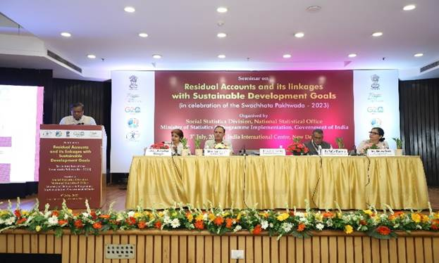 PibMospi's tweet photo. Ministry of Statistics and Programme Implementation Celebrates #Swachhata Pakhwada, conducts a wide range of Swachhata related activities across the country
https://t.co/UEvOA9KukK 

@GoIStats https://t.co/eTAKy6pbe1