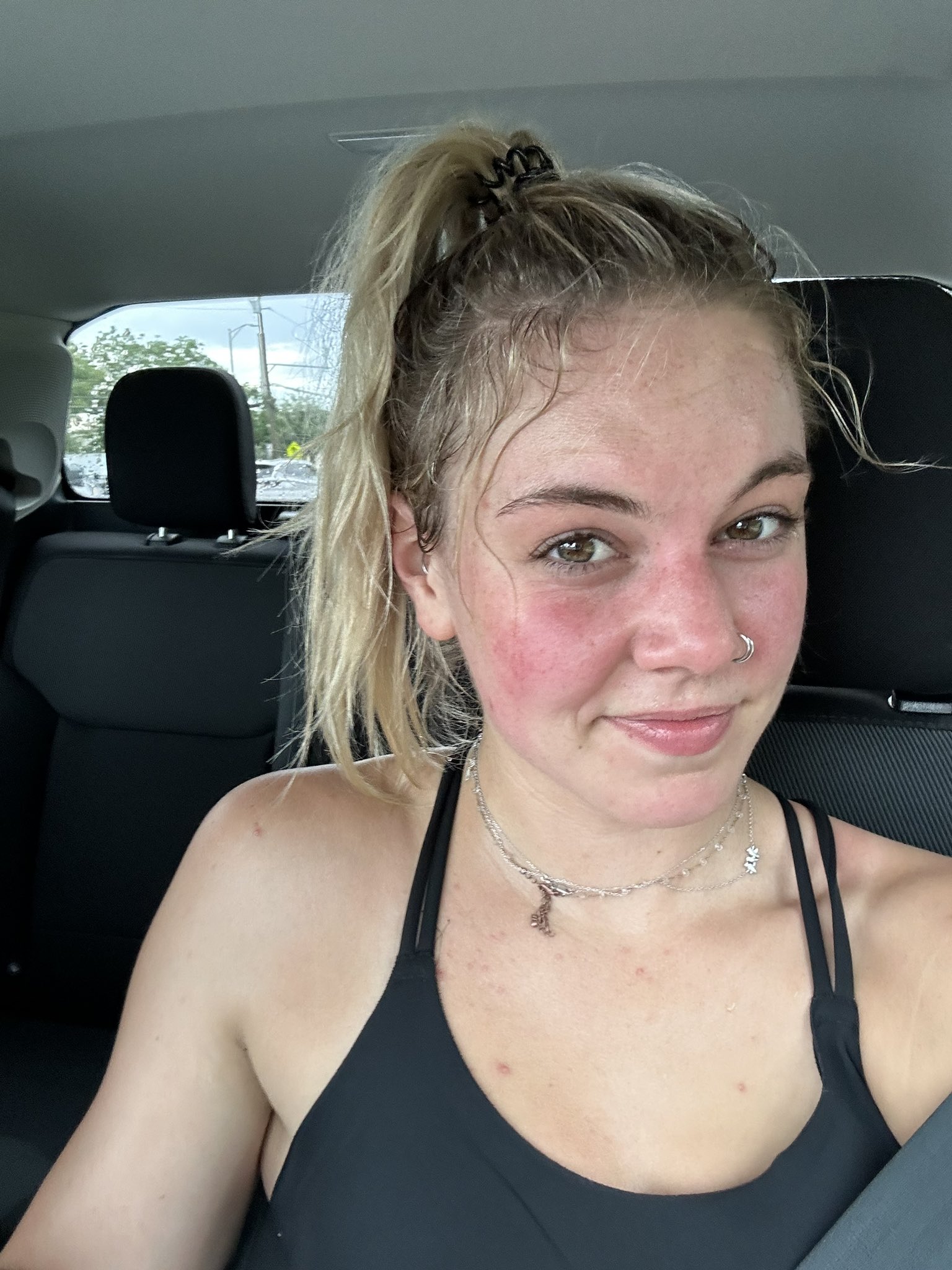 Kelsey Kane on X: Post lift sweat 🥵 anyone wanna get some bedroom cardio  in? 🤭😉 t.coTIbfFQlcnX  X