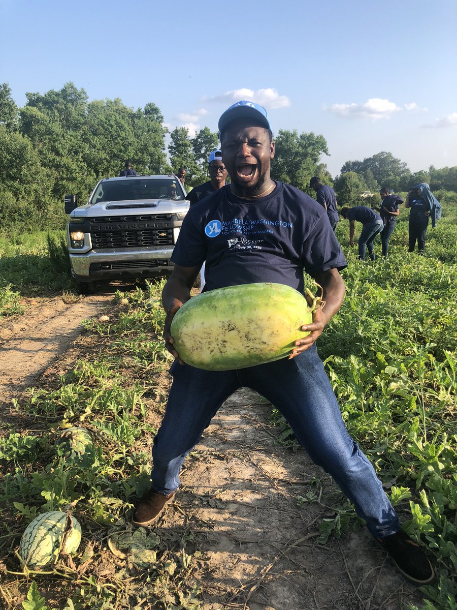 iamTrillaman's tweet photo. You see this agric business of a thing, we must get it right in this Nigeria…

@USinNigeria we need your help in making this happen 
@CalebMutfwang we can make this happen too
@JacksonStateU thank you for the network 
@officialABAT give the youth a chance to feed our people https://t.co/7EbC4GOT4x
