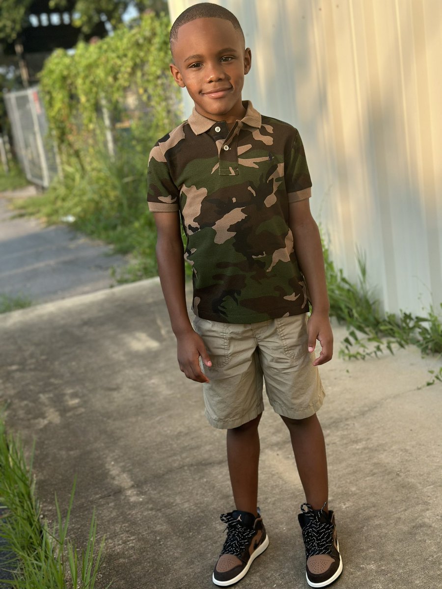 fineass_kay93's tweet photo. Can't play with my creation , slap the world bout my boy or whatever lil baby said 🥶🤎
#FirstGrader 🤗 https://t.co/jxNpZWuNky