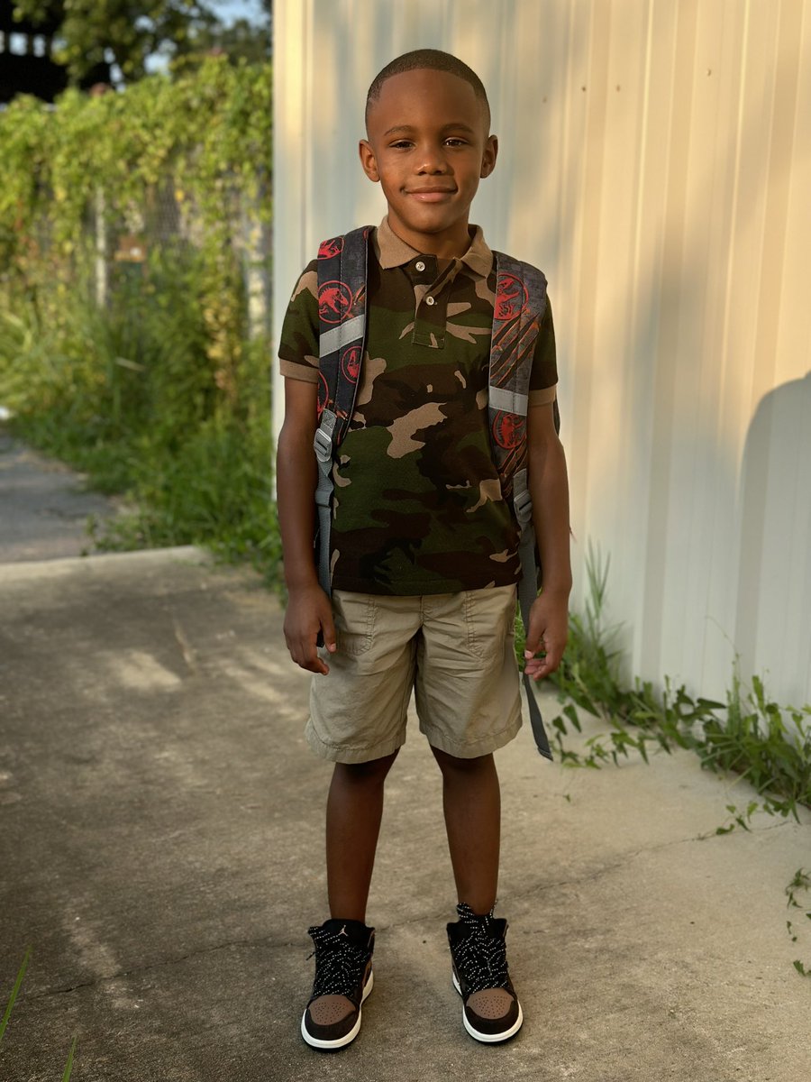 fineass_kay93's tweet photo. Can't play with my creation , slap the world bout my boy or whatever lil baby said 🥶🤎
#FirstGrader 🤗 https://t.co/jxNpZWuNky