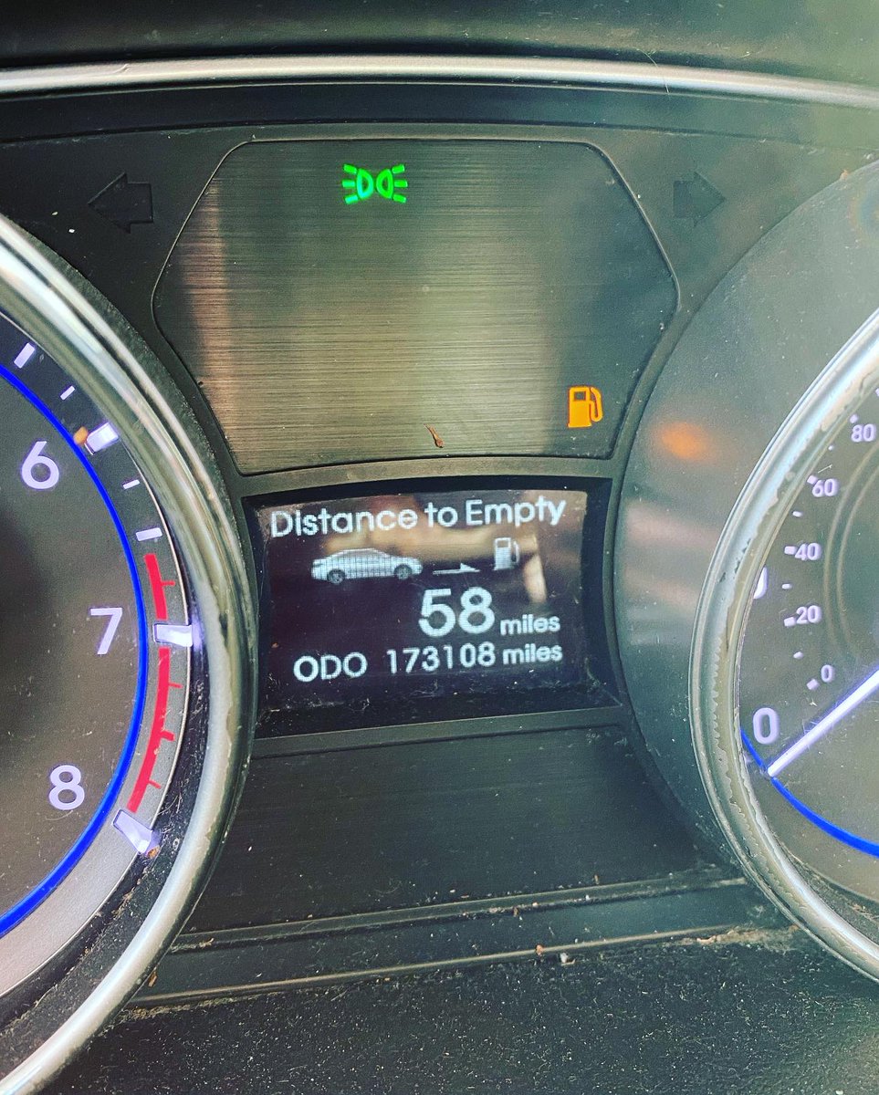 nat_murdock's tweet image. No gas, no problem!  Fill up at any @kumandgo in Springfield today to support the @Foundation4SPS and @officialSPS!  Don’t forget the selfie 😉. #GallonsforGrowth #supportSPS