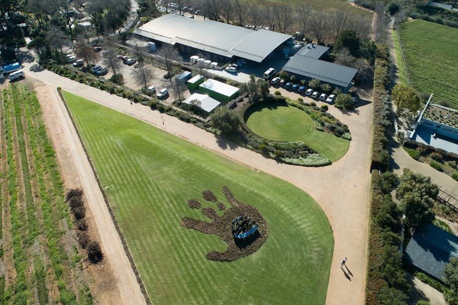 Last weekend we were part of something very special thanks to South African award-winning land artist Strijdom van der Merwe and Global Nomadic Art Project and Yatoo Gnab. 

The children enjoyed a nature-based land art workshop at Delaire Graff Estate. It was a beautiful day!
