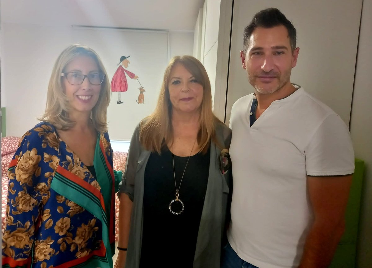 psoedealgeciras's tweet photo. 📷 Enhorabuena a la gran familia de @ApadisAlgeciras  por seguir creciendo y mejorando, en beneficio de tantas familias. Nuestros concejales @FFernandez1982 y @evacorbacho_tor han asistido hoy a la inauguración de nuevas viviendas tuteladas en el Paseo Marítimo de #Algeciras https://t.co/lxjwXT15Eq