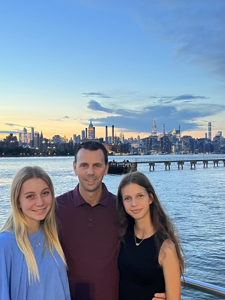 mmcclendon93's tweet photo. Brooklyn wasn’t a bad stop on the front and back end if our summer vacay!! #lionsatplay #rhsroar @ReedyLions https://t.co/8YRLYufAew