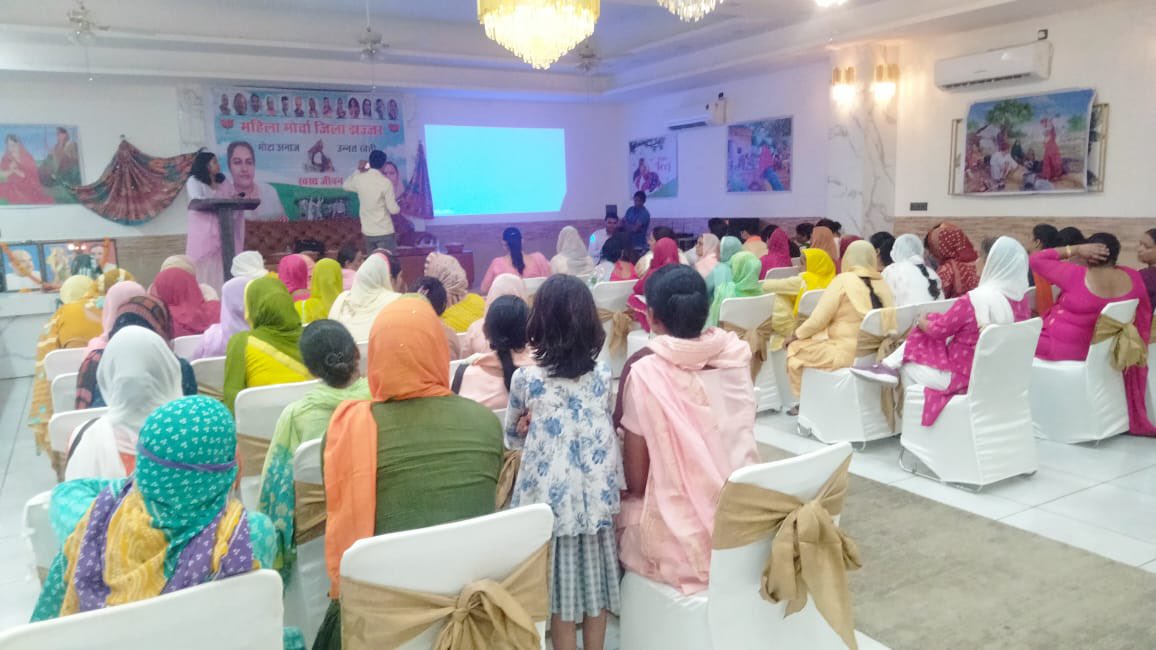 SunitaDangiHRY's tweet photo. राष्ट्रीय अध्यक्ष @VanathiBJP जी व #MM4Millets राष्ट्रीय सह-प्रभारी @Sumitrabjp जी के मार्गदर्शन में झज्झर ज़िला महिला मोर्चा द्वारा #MyFavouriteMillets के निमित आयोजित कार्यक्रम में मुख्य-अतिथि के रूप में जाना हुआ और उपस्थित महिलाओं को #Millets की महत्त्वता पर जानकारी साझा की। https://t.co/CCmp01i8Wc