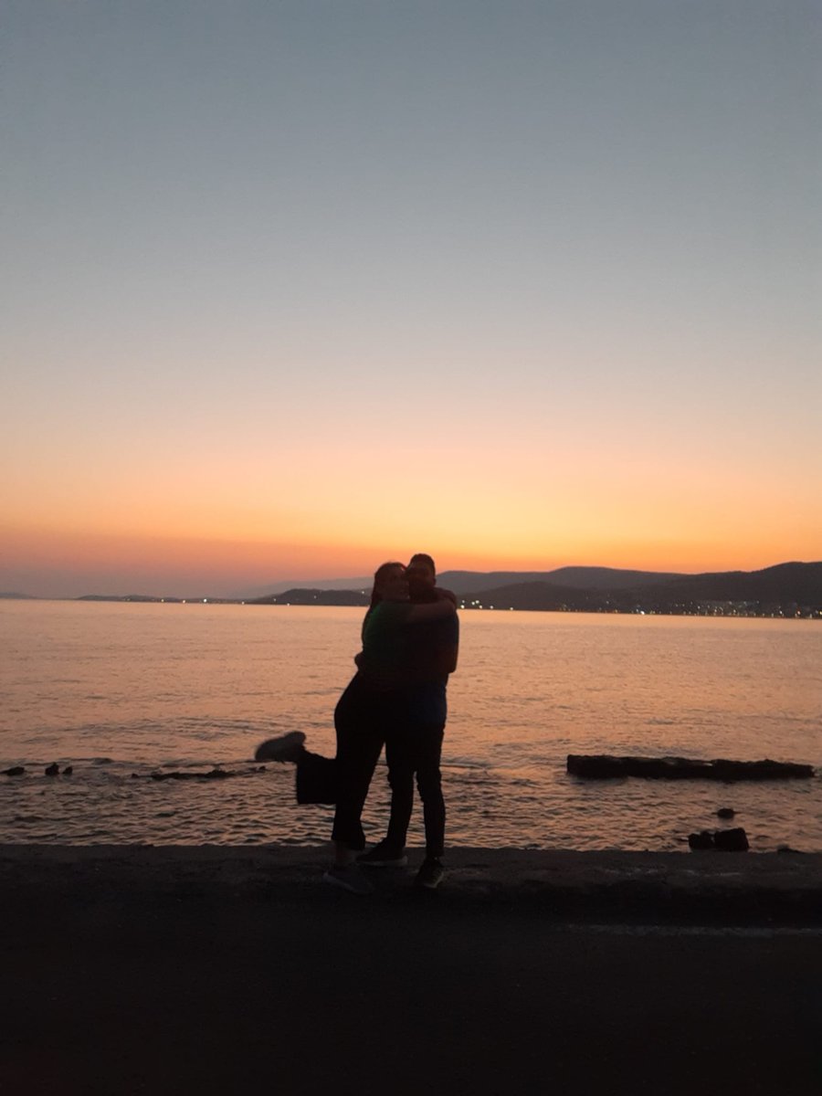 Seninle nefes aldığım için için çok mutluyum iyi ki varsın minik kuşum 🤍 öyle güzel seviyorummm ki senii ,iyi ki benim eşimsinnnnn 💕🫀🤗