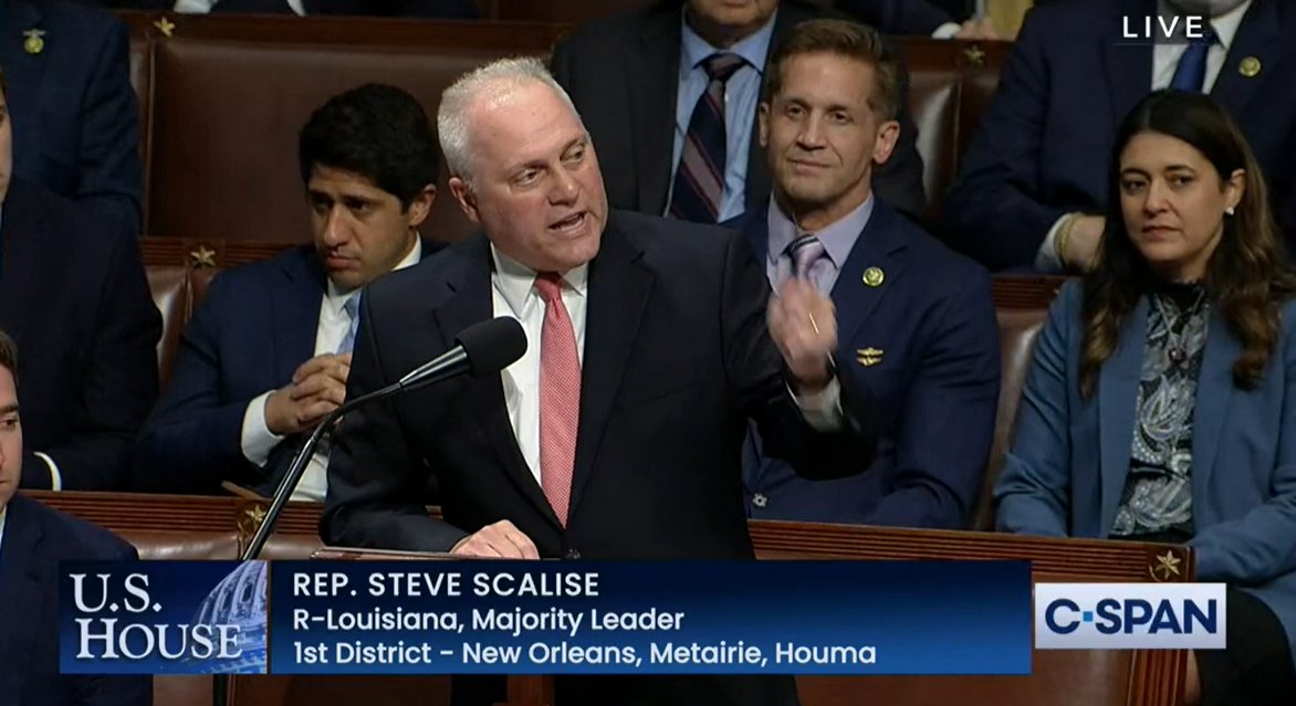 Fritschner's tweet photo. Scalise: "[Republicans] will be here standing to make the call, to make the tough votes, to get that work done." [Republicans cheer loudly]

Scalise announced moments ago that Republican leadership has cancelled votes tomorrow and will begin a six-week House recess a day early https://t.co/dY63AEjpuw