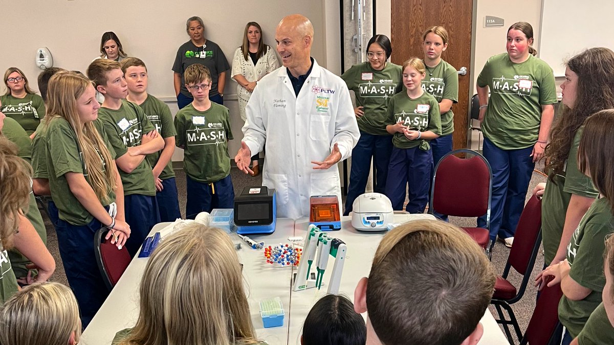Medical professionals in the making! A big thanks to <a href="/OZHCare/">Ozarks Healthcare</a> for inviting <a href="/wpzizzers/">West Plains School District</a> <a href="/PLTWorg/">Project Lead The Way</a> biomedical program to present to area middle school students at their annual MASH camp. <a href="/edvotek/">edvotek</a>