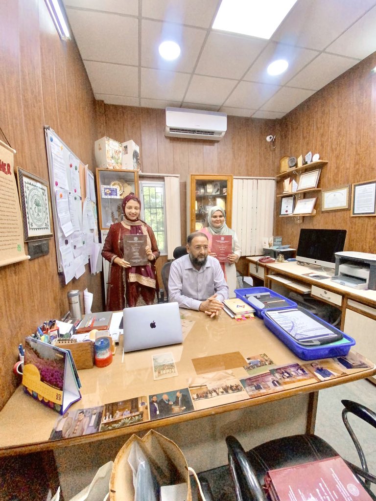 Today two of my talented scholars submitted PhD theses. Nabeela on my right worked on inhibitors designing against Beta-lactamases to control AMR . Absar worked on AMR transmission dynamics and genomic surveillance using metagenomics. Wish them best in future endeavours.