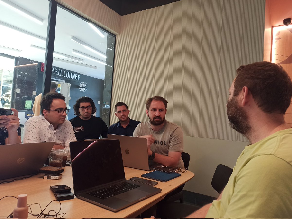 devstorming's tweet photo. Happy Remote Day 🥳
Bugünkü etkinliğimizde Londra'dan katılan misafirimiz vardı 🪐 @hadi_tok https://t.co/VjI9LZIfMA