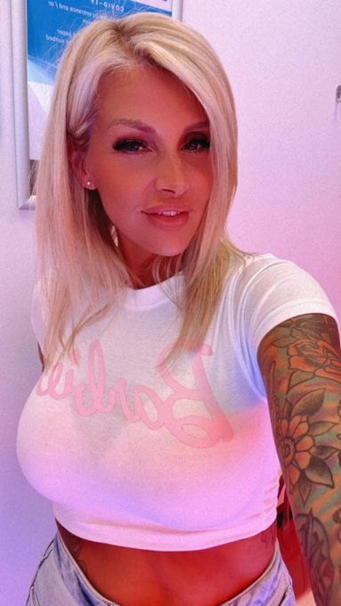 Barbie Movie Today!!! 🥰 #BarbieTheMovie #BarbieMovie https://t.co/ffu8jeDoRo<a href="/tag/barbiethemovie"class="tags">#BarbieTheMovie</a><a href="/tag/barbiemovie"class="tags">#BarbieMovie</a>