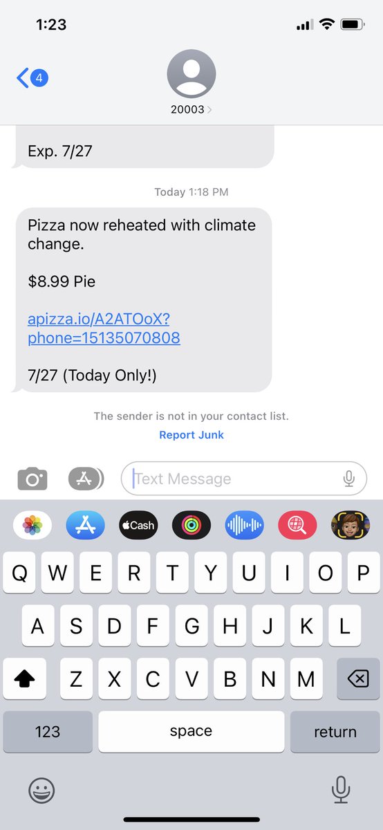 tortoise_20's tweet photo. Idek what pizza place this is, but they send me the most savage texts ☠️🔥🌎 https://t.co/4ILKGfvROc