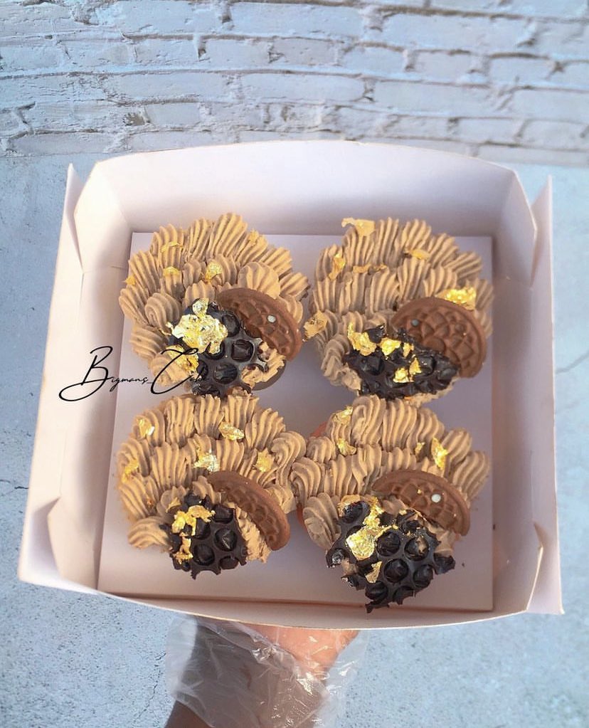 _Vanilladaddy's tweet photo. Speak of the angels!
Pick your favorite frame!
Cupcakes are always available for premium enjoyment ✅
#KanoTwitterConnect #kanoschool #AbujaTwitterCommunity #Abujastreets #arewacity #arewatwitter #kanotwittercommunity #Aliens #BigBrotherNaija #bigbrotherallstars https://t.co/R7yb61A4u9