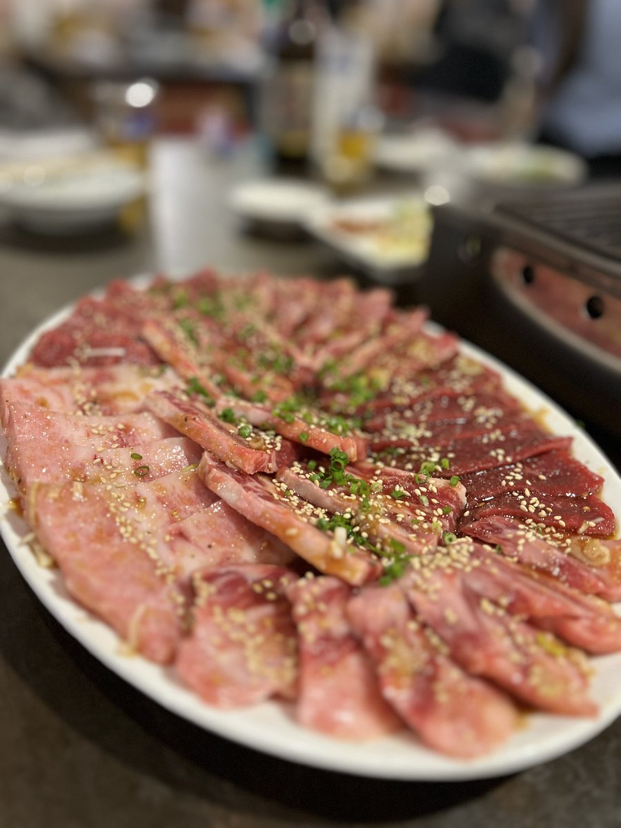 みんなで囲む焼肉最強
もくもく焼肉だいすき https://t.co/3kqNgJ8BGP