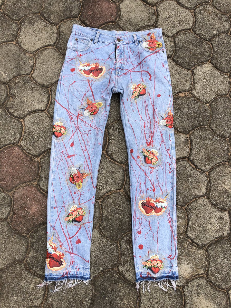 2steps_customs's tweet photo. Available (32/34)
Also Available in All Sizes

Sacred Heart, also called Sacred Heart of Jesus, in Roman Catholicism, the mystical-physical heart of Jesus as an object of devotion. https://t.co/Q0ADcIcu0y