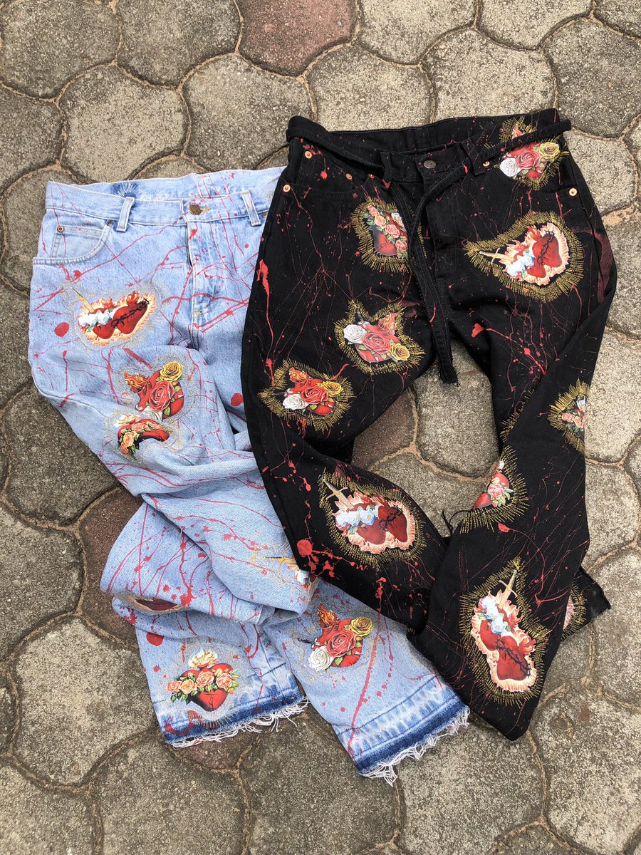 2steps_customs's tweet photo. Available (32/34)
Also Available in All Sizes

Sacred Heart, also called Sacred Heart of Jesus, in Roman Catholicism, the mystical-physical heart of Jesus as an object of devotion. https://t.co/Q0ADcIcu0y