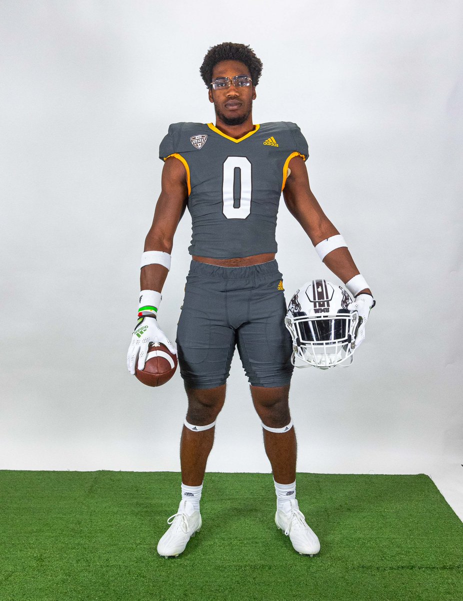 Had an amazing time at Western Michigan yesterday! Thank you <a href="/CoachDenham1/">Coach David Denham</a> for the invite! Looking forward to being back! <a href="/NoblesvilleFB/">Noblesville Football</a> <a href="/EzeObiora2/">Coach Eze Obiora 🇳🇬</a> <a href="/FFBallAllDay/">Sam Erman</a> <a href="/IndyWeOutHere/">IndyWeOutHere ‼️</a> <a href="/IndianaPreps/">Indiana Preps</a> <a href="/PrepRedzoneIN/">Prep Redzone Indiana</a> @On3Recruits <a href="/MohrRecruiting/">Brian Mohr</a> <a href="/AllenTrieu/">Allen Trieu</a> @SWiltfong247