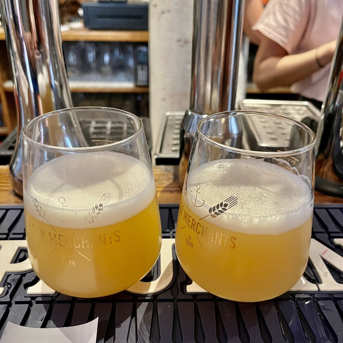 Kien Tan (@kientan74) on Twitter photo 🍻 Why, yes, that IS cask <a href="/flocbrewing/">Floc. Brewery & Taproom</a>, and it is tasting FINE… also a whole lot more Floc, which I had to test - for quality control purposes... Better get in quick before those kegs get drained <a href="/SuttonArms/">Sutton Arms</a> 🫠 🍻 Why, yes, that IS cask <a href="/flocbrewing/">Floc. Brewery & Taproom</a>, and it is tasting FINE… also a whole lot more Floc, which I had to test - for quality control purposes... Better get in quick before those kegs get drained <a href="/SuttonArms/">Sutton Arms</a> 🫠