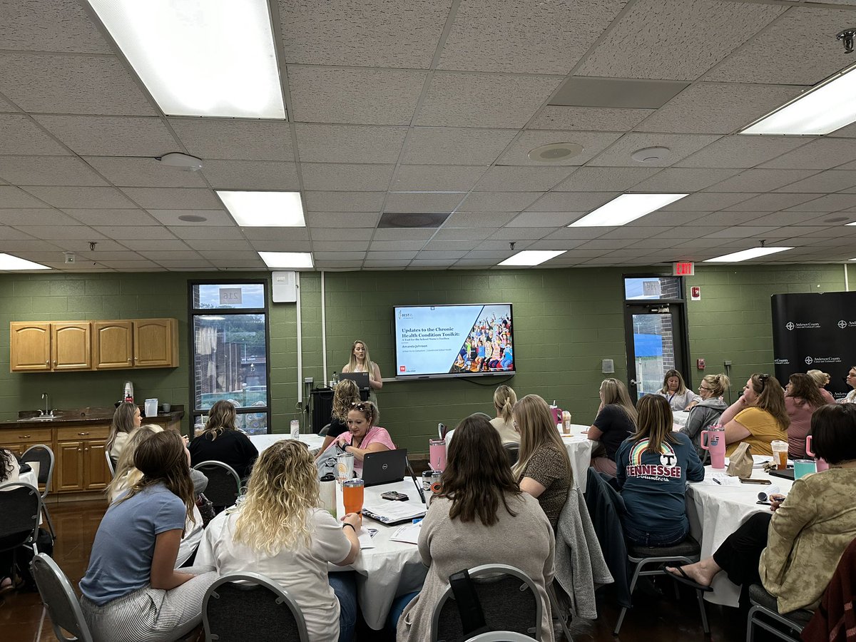 acschoolnurses's tweet photo. Thank you to Amanda Johnson, School Nurse Consultant at @TNedu for presenting to our school nurses today and welcoming them back for the school year. @ACSchoolsTN  #everystudenteveryday https://t.co/nntWgiVMjn