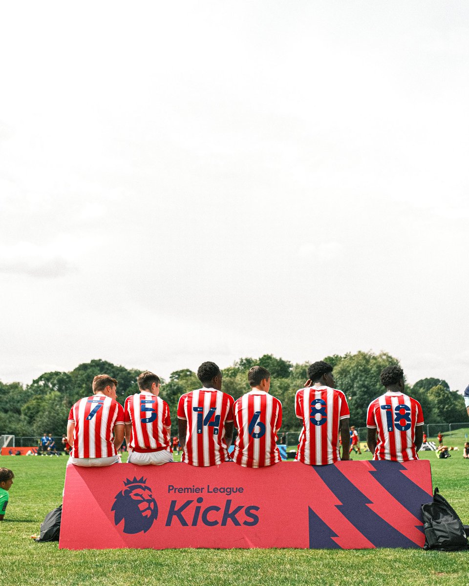 RisingBallers_'s tweet photo. The next generation of football is in safe hands 🙌🏽

Yesterday we were lucky enough to showcase the talent on show at the Premier League Kicks Cup… The tournament did not dissapoint 🤩🌟 https://t.co/WnoUxTraXl