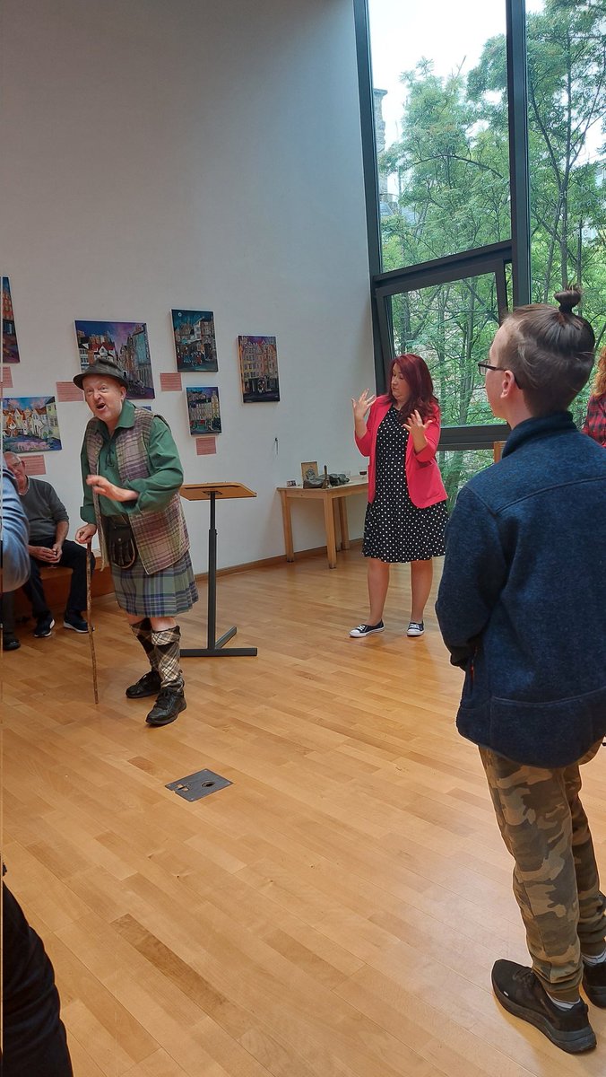 fronteirastl's tweet photo. Having a wonderful time at the @ScotStoryCentre @edfringe programme launch!
#BestVenue #TheRottingHart https://t.co/ZsUO484YEi