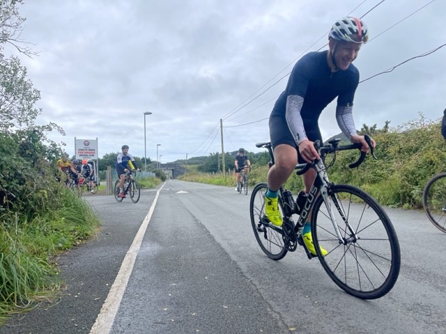NWPolice's tweet photo. A group of officers and staff will take part in a 200-mile charity bike ride this weekend raising money for @UK_COPS 

19 members of #TeamNWP inc. @NWP_CCBlakeman will travel to the National Memorial Arboretum in Staffordshire as part of the #UKPUT

👉🏽 https://t.co/v5dxNA5oV0 https://t.co/lnR7LUIhhP