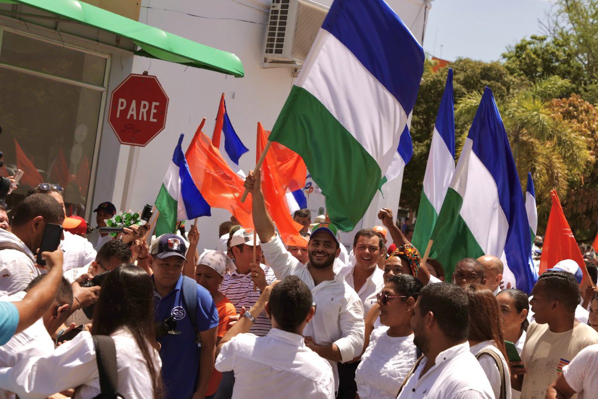 ErasmoZB's tweet photo. Oficialmente inscrito como candidato a la Gobernación de Córdoba🙏🏼

¡No los voy a defraudar, voy a darlo todo por mi Departamento y por ustedes!
CÓRDOBA PRIMERO💙🤍💚 https://t.co/oeB6YdjlUs