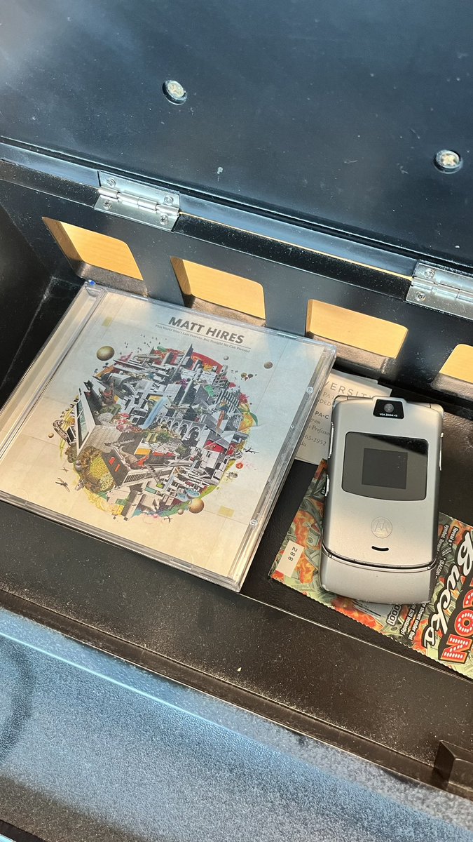 (Whitney) tweet media