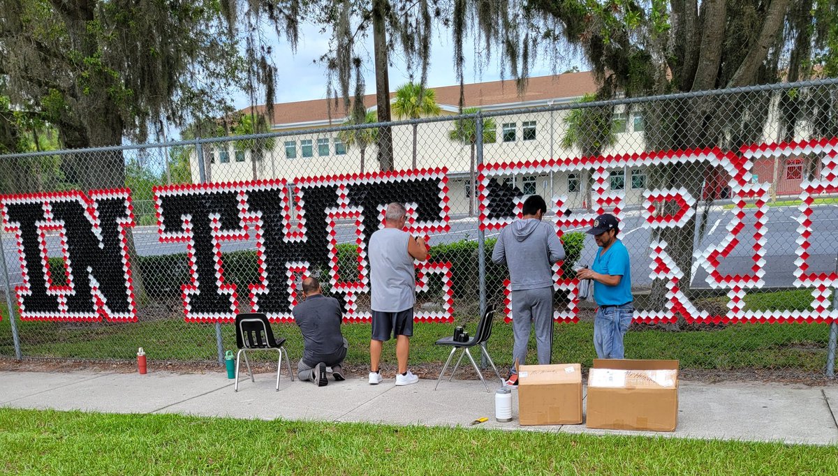 Allen_Math_IMS's tweet photo. Mr. Dimoff and some volunteers getting the school ready! Pride In The Tribe! @IMS_Indians https://t.co/kYjcOsAw8X