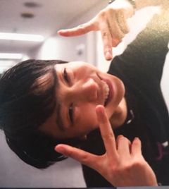 aKisstotheIce's tweet photo. 🤩 Happy face, happy face!!  Very thankful!!
  Here, a smiling Yuzu.  His smile brightens my day ✨Post your favorite face(s) to show Yuzu!
@i_j_daley @SwanyuLove @peonynoa @hanyujennn @emmekalin @incogneetos @Alizarinnne 
#YuzuruHanyu𓃵 #羽生結弦 #Yuzu #Yuzuru https://t.co/bh1bVUAENz