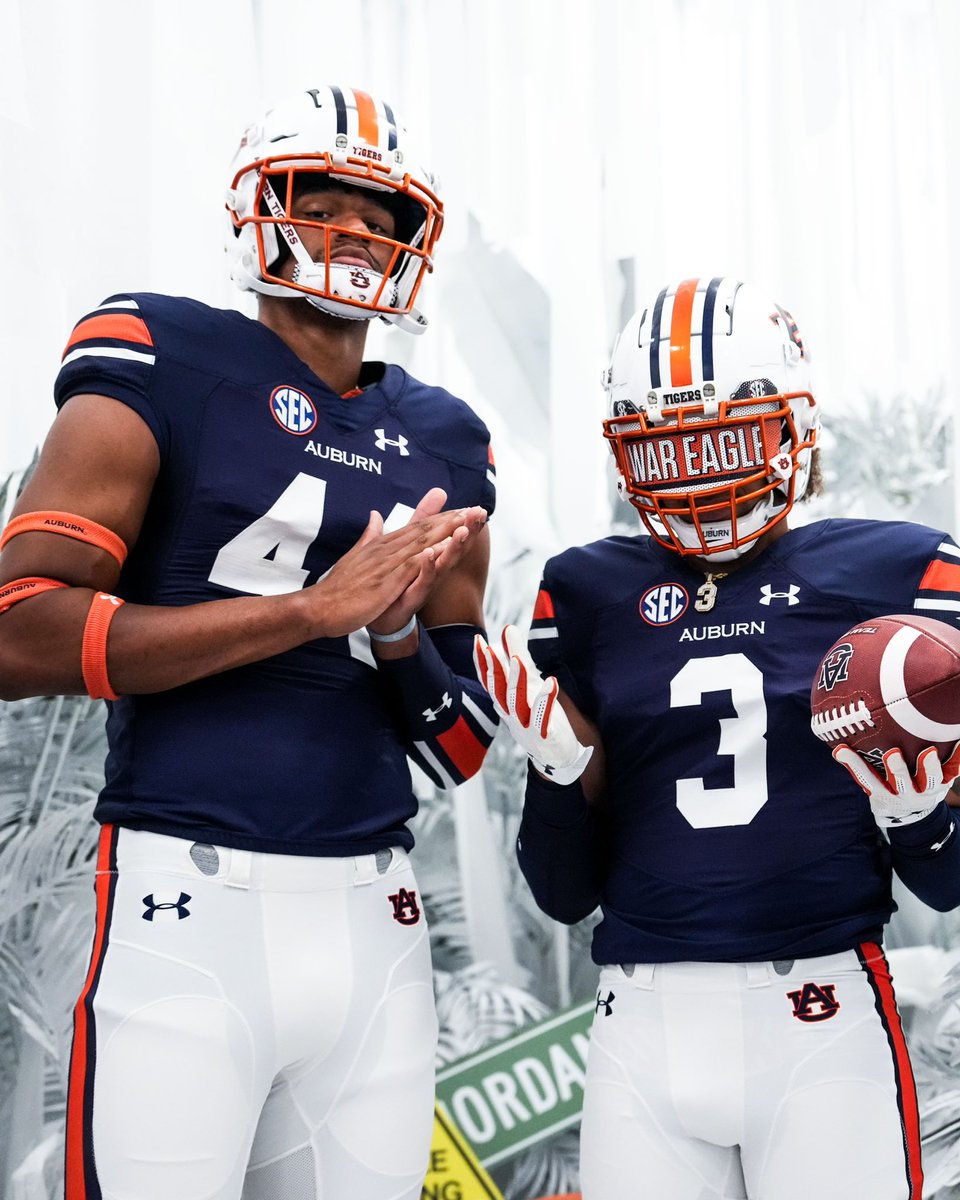 Dylanupnext__'s tweet photo. Who’s stopping this duo?! 🦅🔥 https://t.co/Y8uycRbG7U
