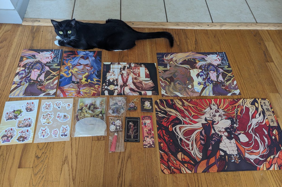 AHHH THE STUFF IS HERE!!! TYSM @AratakiIttoZine everything is so super amazing and really great quality! Everyone who worked on this are awesome 🩵🩵🩵🩵 (my cat also seemed to love it ^w^)