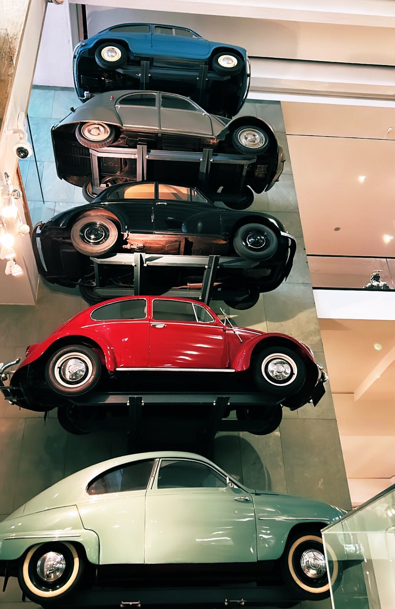 R0zinakhan's tweet image. Having an amazing day in London with my teenager! We explored the Science Museum, wandered around South Kensington and had a blast discovering the city together🚇🌆 #LondonBound #ExploringLondon