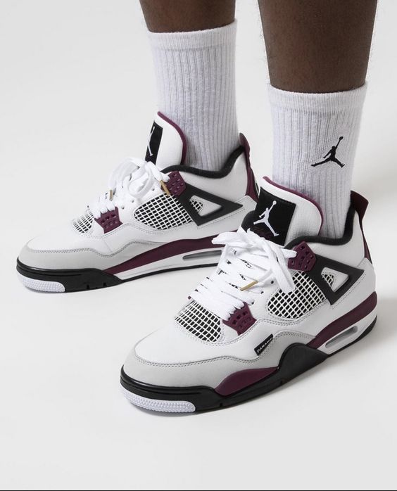 HyzeShop's tweet photo. Air Jordan 4 x PSG https://t.co/cLphSvaVXE
