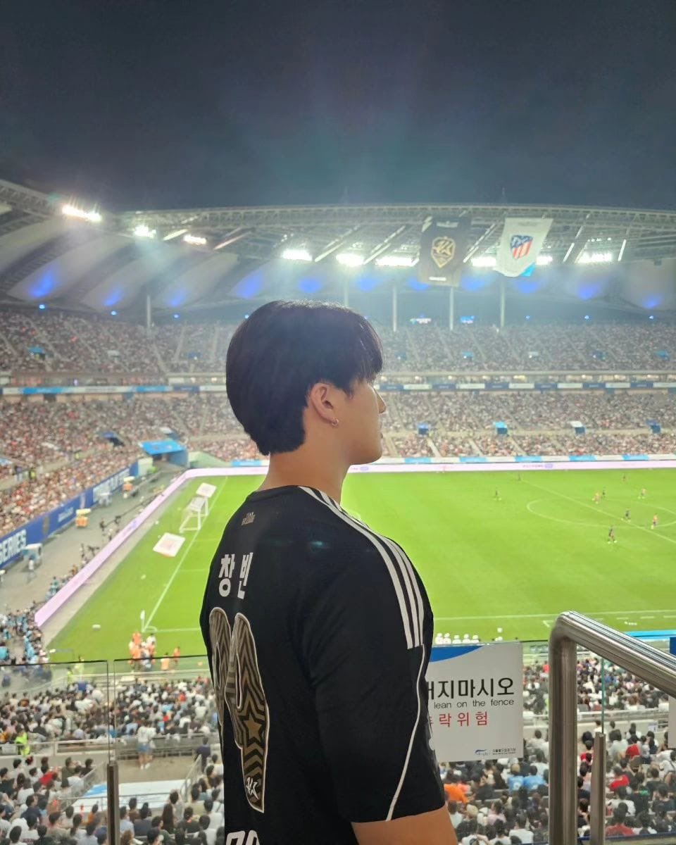 skzspainteam's tweet photo. [INSTAGRAM 📸]

Nuevo post de #Changbin en la cuenta oficial de Instagram de @Stray_Kids🐖
🐇

——Parte 1 https://t.co/Eh2rvjT1dW