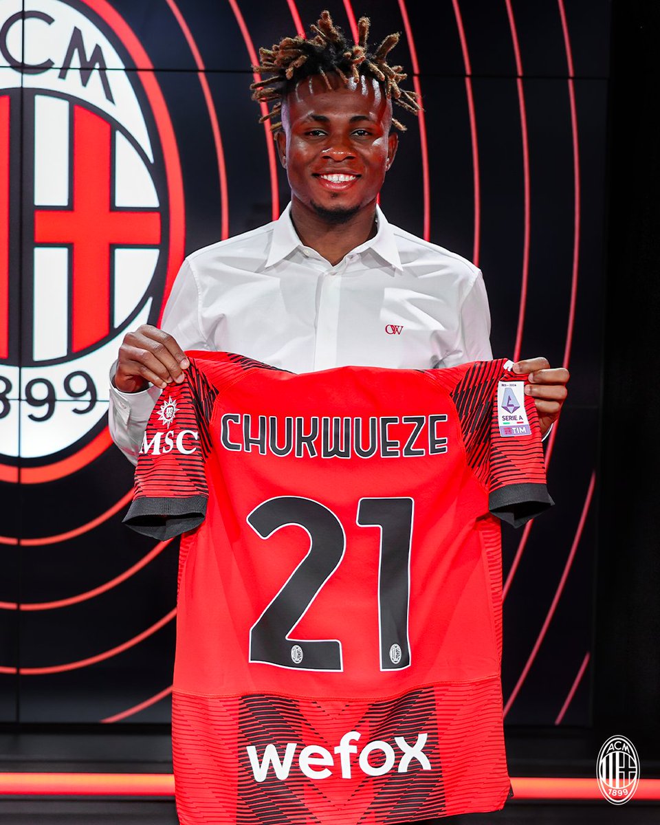 SiaranBolaLive's tweet photo. Official: Milan resmi umumkan perekrutan Samuel Chukwueze 
LW/24/🇳🇬
Fee: €20jt + €8jt add on
Kontrak: hingga 2028
Nomor Punggung: 21

Masih kurang siapa lagi? https://t.co/nLbSCa6vIy